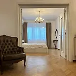 Apartamento 86 *