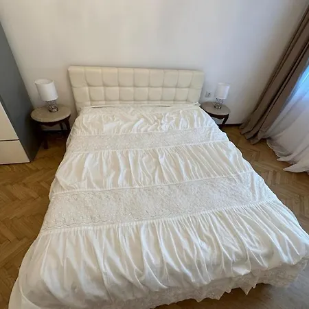 86 Apartman *