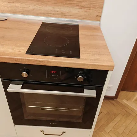 86 Apartament